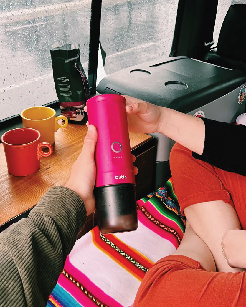 OUTIN Nano 無線便攜 Espresso 咖啡機